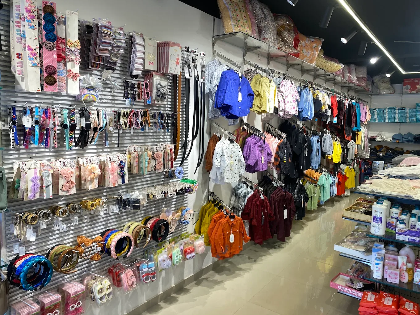 Premium infant clothing and organic blankets